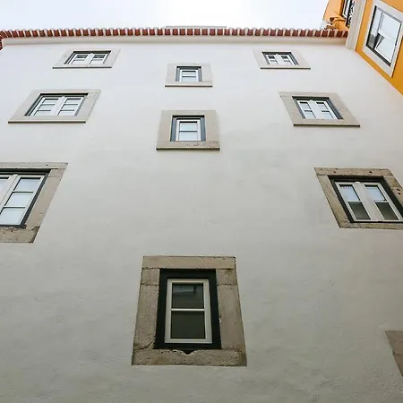 Travelingtolisbon Gale - Alfama *
